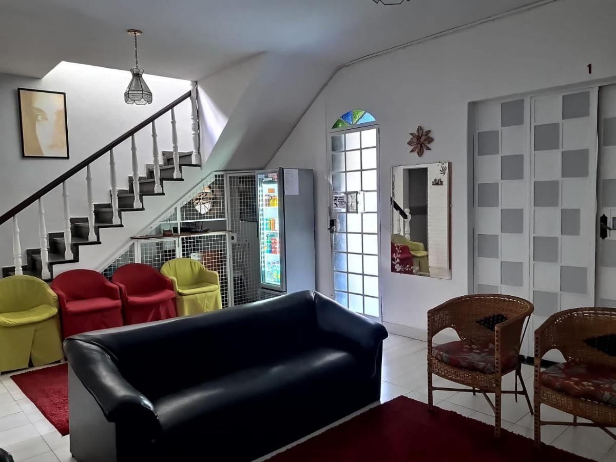 בלו הוריזונטה Chale Mineiro Hostel & Pousada מראה חיצוני תמונה
