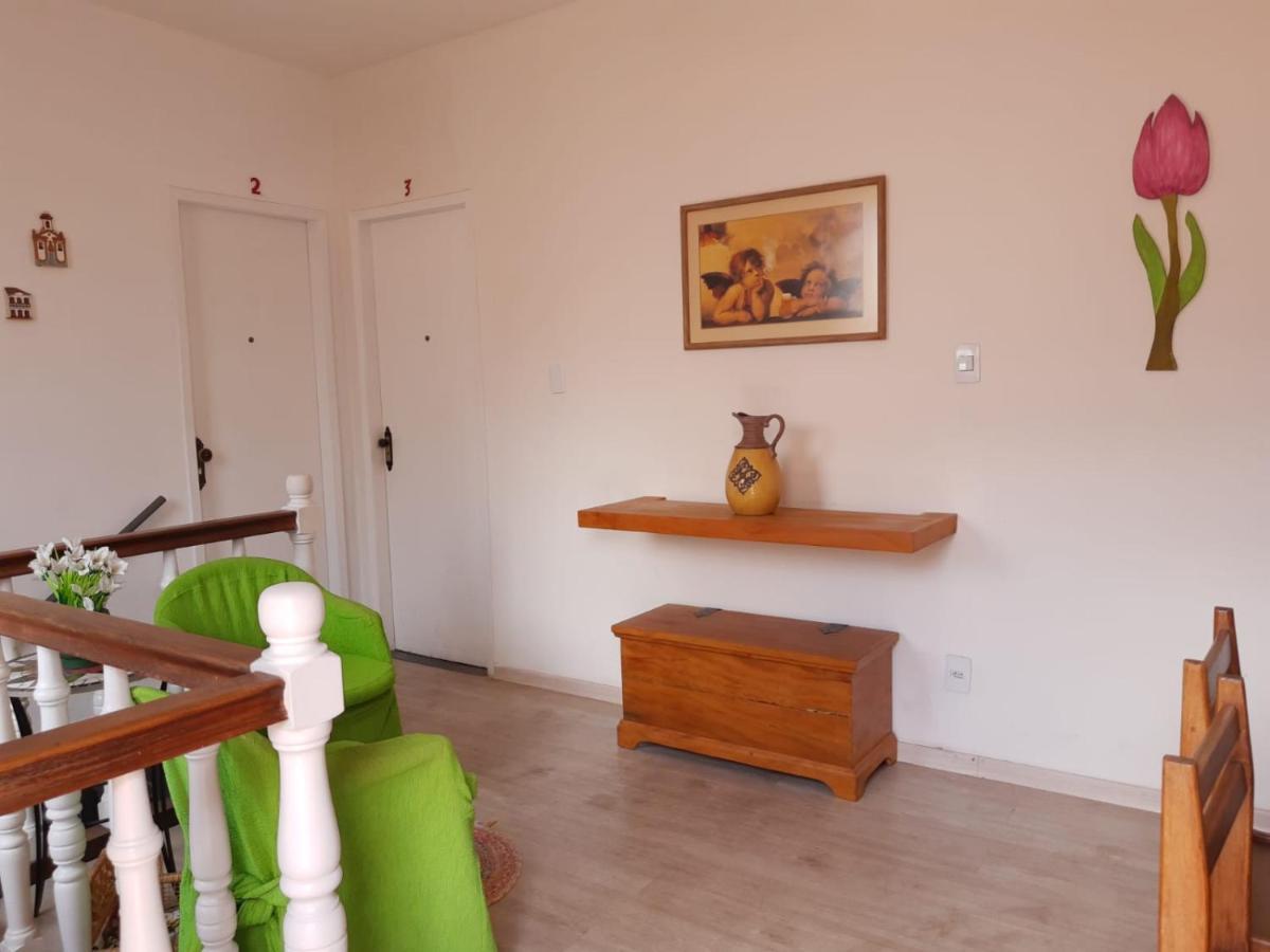 בלו הוריזונטה Chale Mineiro Hostel & Pousada מראה חיצוני תמונה