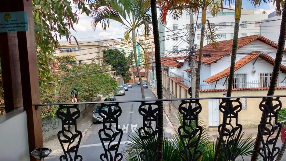 בלו הוריזונטה Chale Mineiro Hostel & Pousada מראה חיצוני תמונה