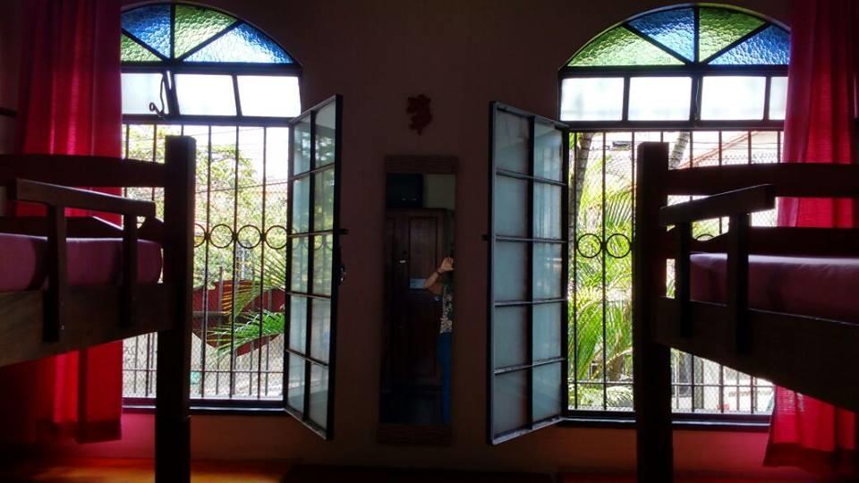 בלו הוריזונטה Chale Mineiro Hostel & Pousada מראה חיצוני תמונה